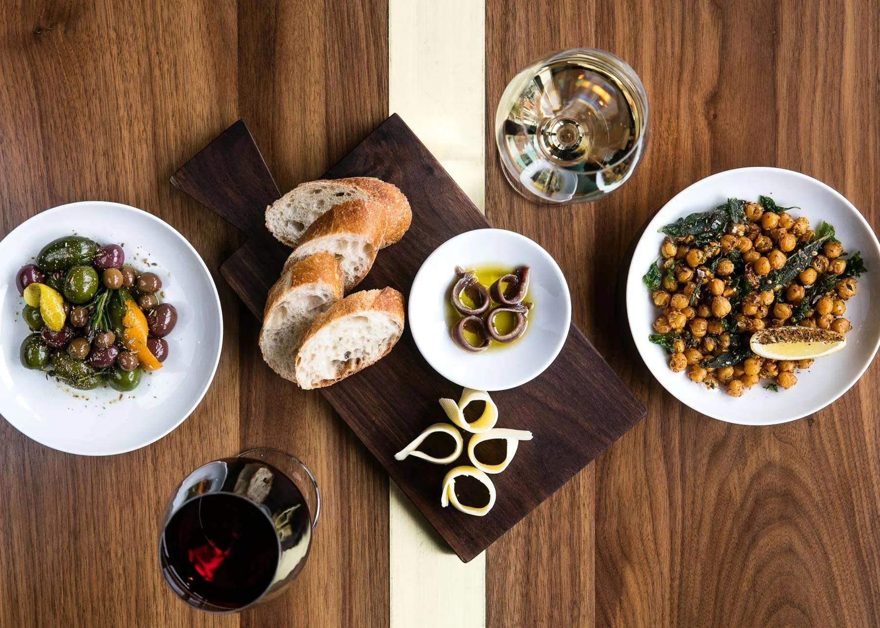 Restaurant & Hospitality