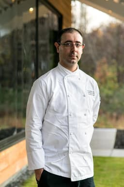 Chef Jon Kallini portrait - Spoonfuls of Inspiration
