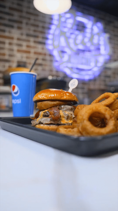 Dynamic storytelling through video, cinemagraphs, and social loops. Food + Drink Video Portfolio - Brent Herrig Photography